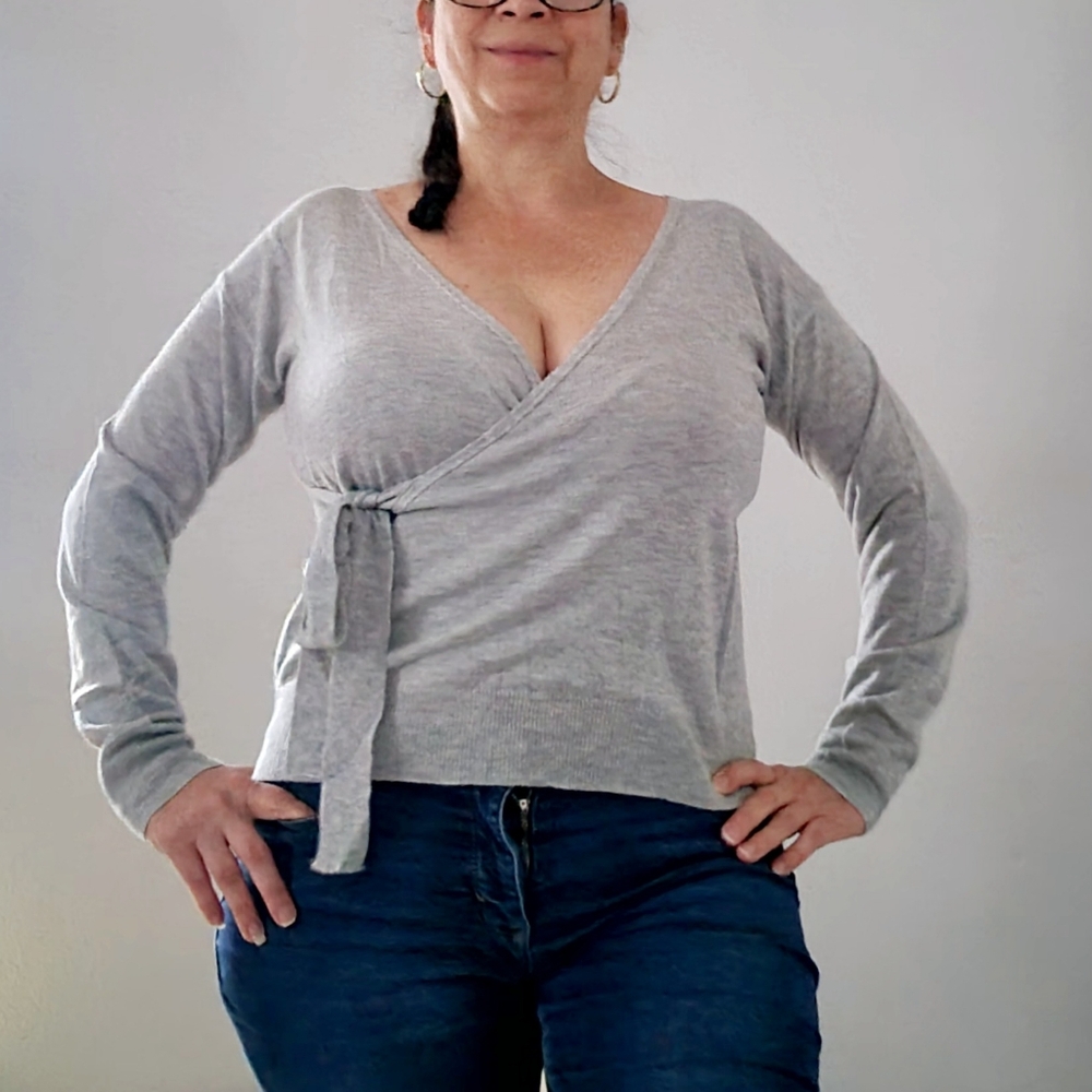 Gray Wrap Sweater Top Various Size S, M & L Knit